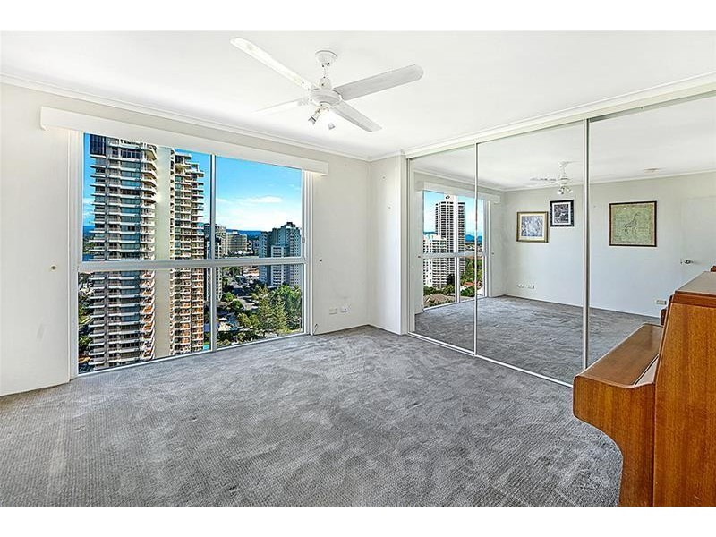 ‘XANADU EAST’ 59 Pacific Street, Main Beach QLD 4217