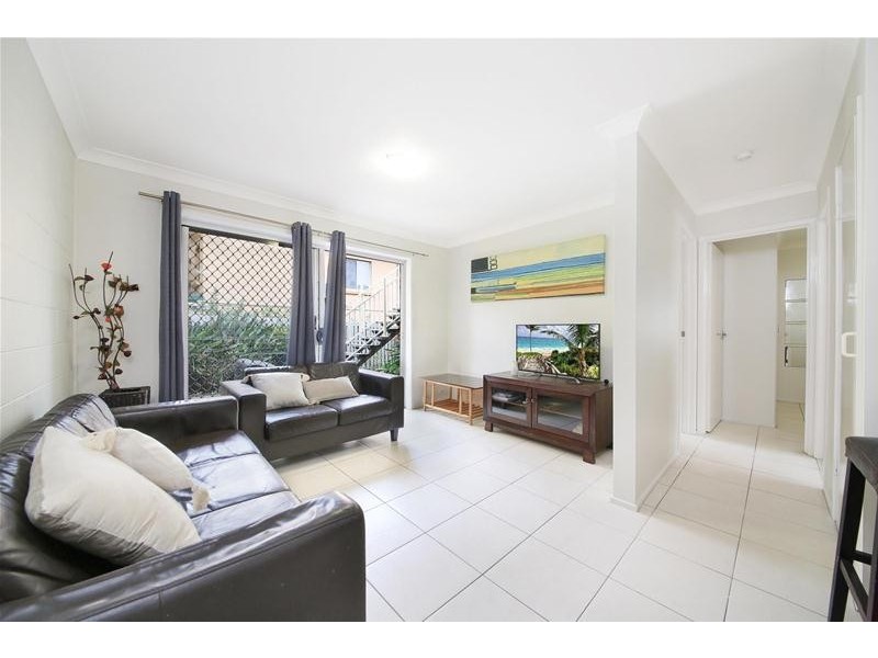 1/35 Breaker Street, Main Beach QLD 4217