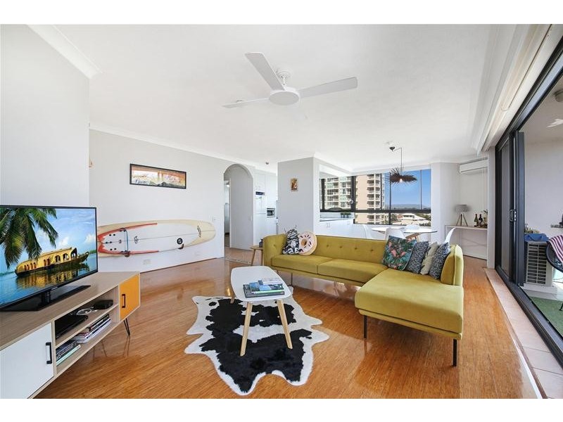 ‘CARRINGTON COURT’ 3 Main Beach Parade, Main Beach QLD 4217