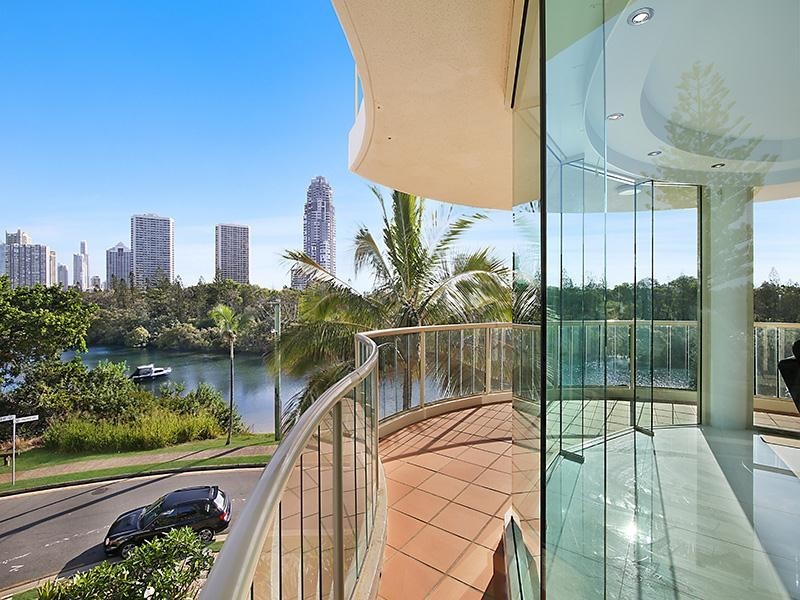 ‘Cable Beach’ 1 Cable  Street, Main Beach QLD 4217