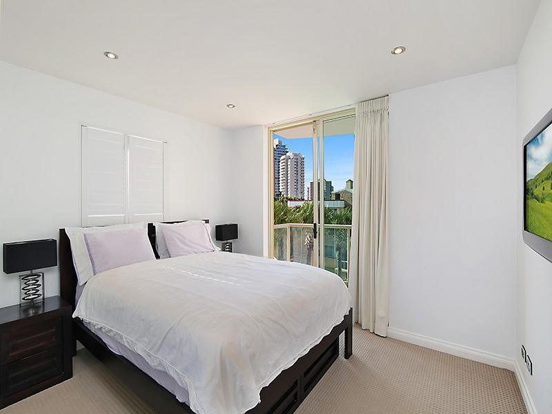 ‘Cable Beach’ 1 Cable  Street, Main Beach QLD 4217