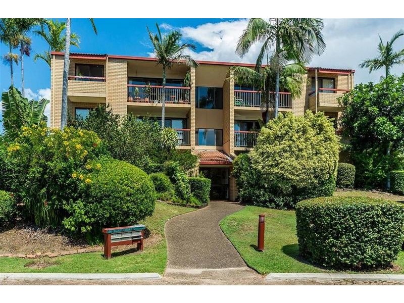 15/106 Bayview  Street, Runaway Bay QLD 4216