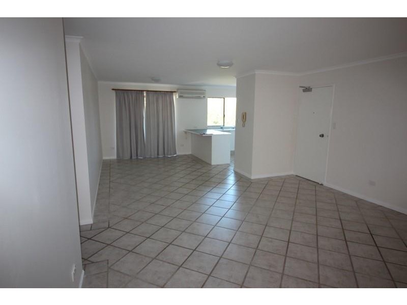 15/106 Bayview  Street, Runaway Bay QLD 4216