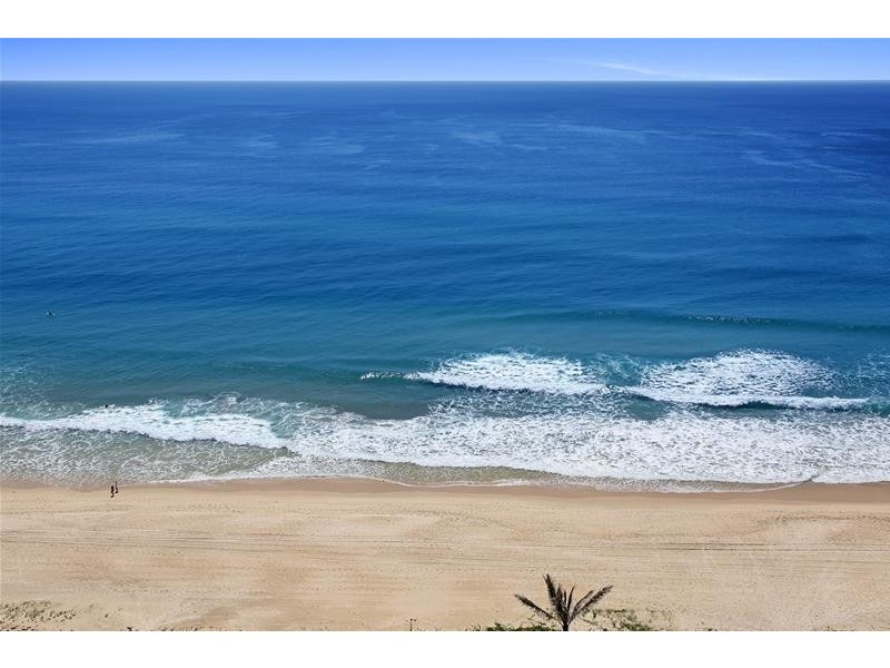 ‘XANADU EAST’ 59 Pacific  Street, Main Beach QLD 4217