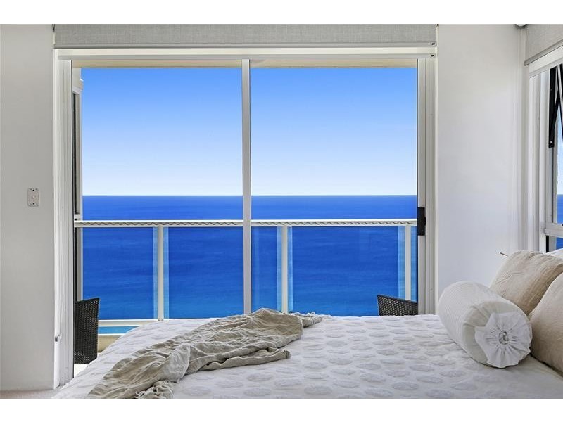 ‘XANADU EAST’ 59 Pacific  Street, Main Beach QLD 4217