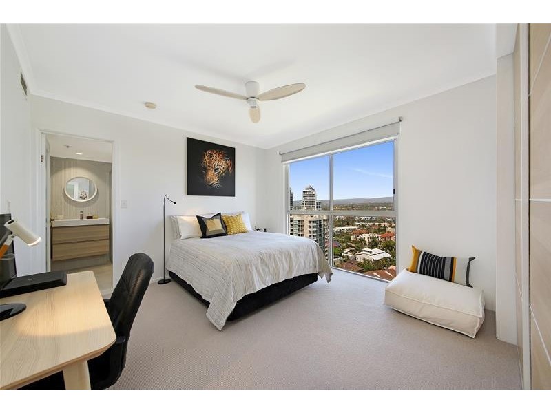 ‘XANADU EAST’ 59 Pacific  Street, Main Beach QLD 4217