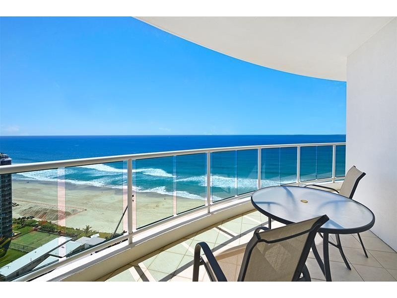 5 Woodroffe Avenue ‘PACIFIC VIEWS’, Main Beach QLD 4217