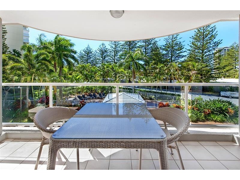 ‘OSCAR ON MAIN’ 1 Hughes Avenue, Main Beach QLD 4217