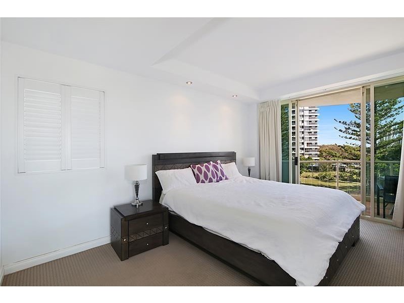 ‘Cable Beach’ 1 Cable  Street, Main Beach QLD 4217