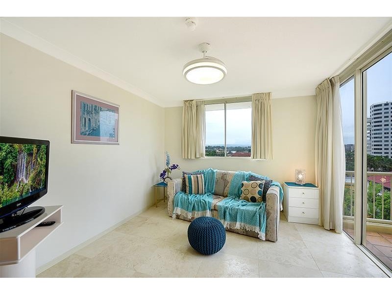 ‘SEYCHELLES’  5 Cronin Avenue, Main Beach QLD 4217