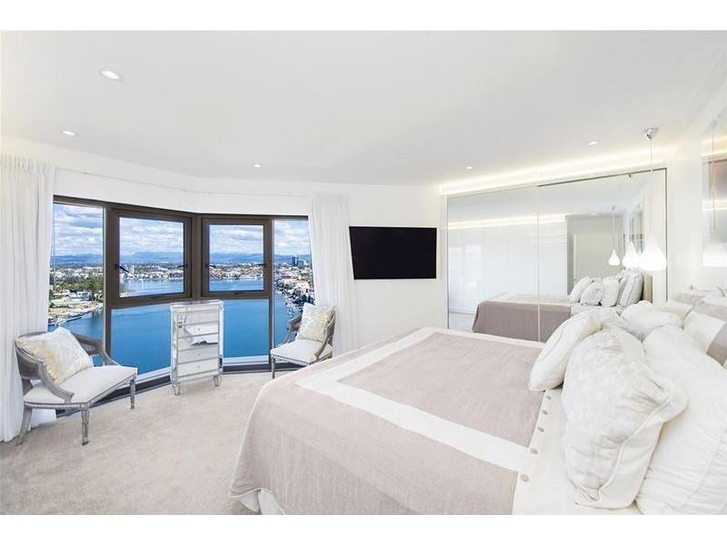 ‘ATLANTIS WEST’ 8 Admiralty Drive, Paradise Waters QLD 4217