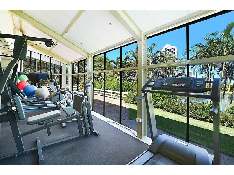 ‘ATLANTIS WEST’ 8 Admiralty Drive, Paradise Waters QLD 4217