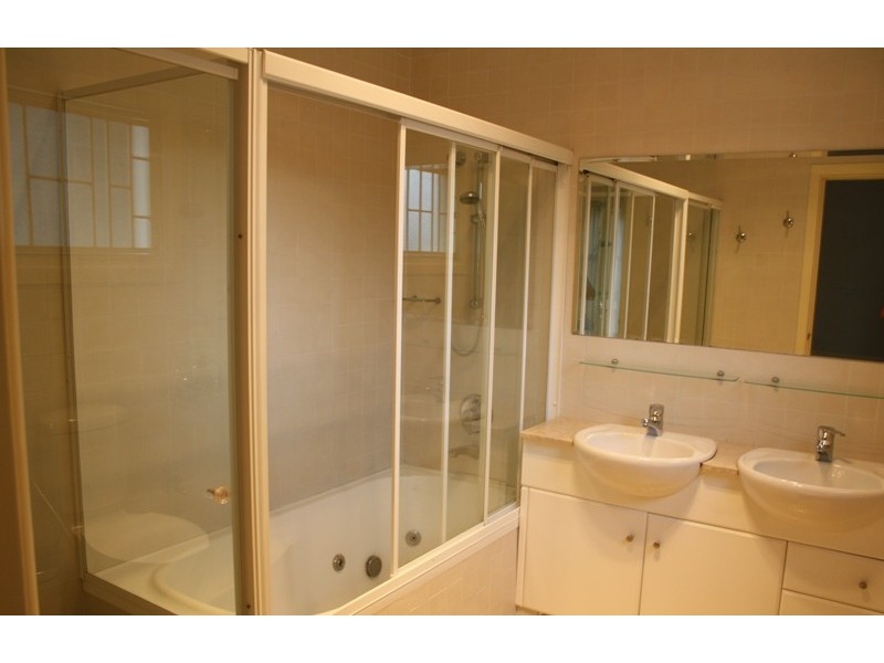 1 Manning Street, Queens Park NSW 2022