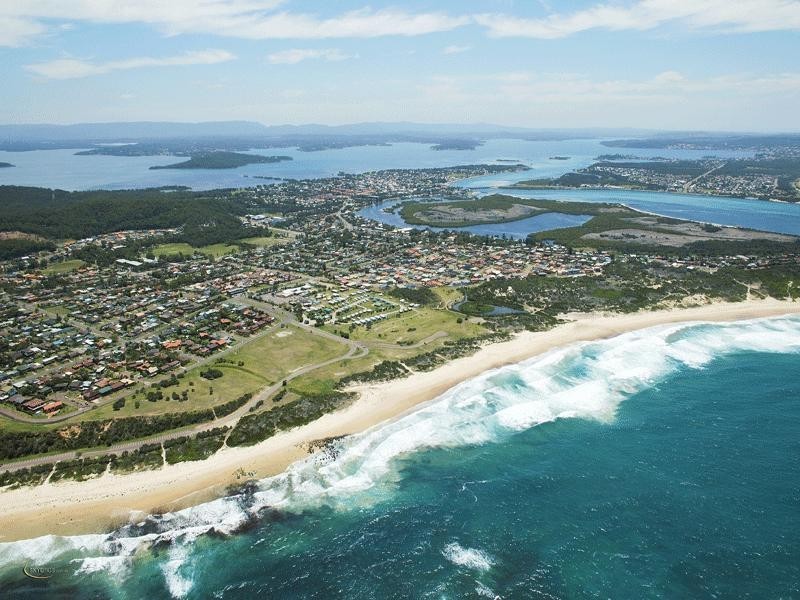 Caves Beach NSW 2281