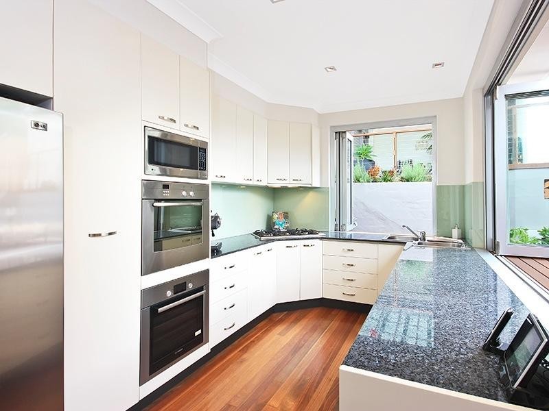 10 Macpherson Street, Bronte NSW 2024