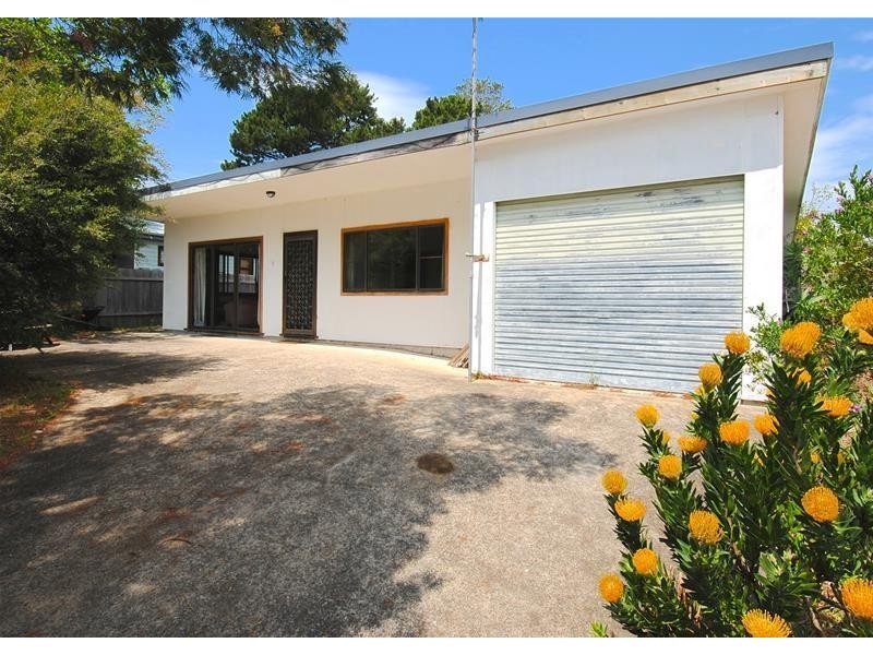5 Roskell Road, Callala Beach NSW 2540