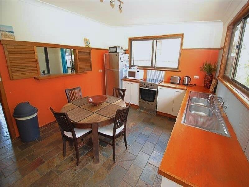 5 Roskell Road, Callala Beach NSW 2540