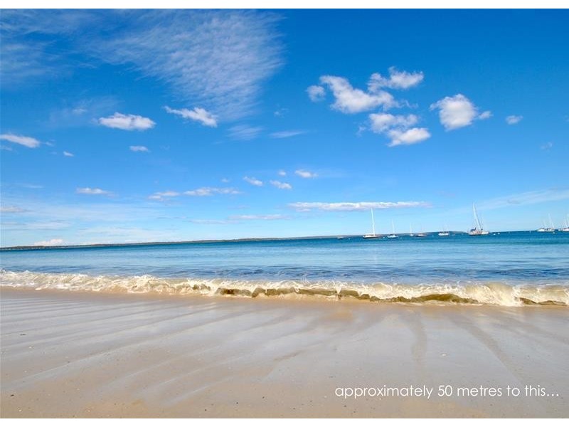 4 Mitchell Road, Callala Bay NSW 2540