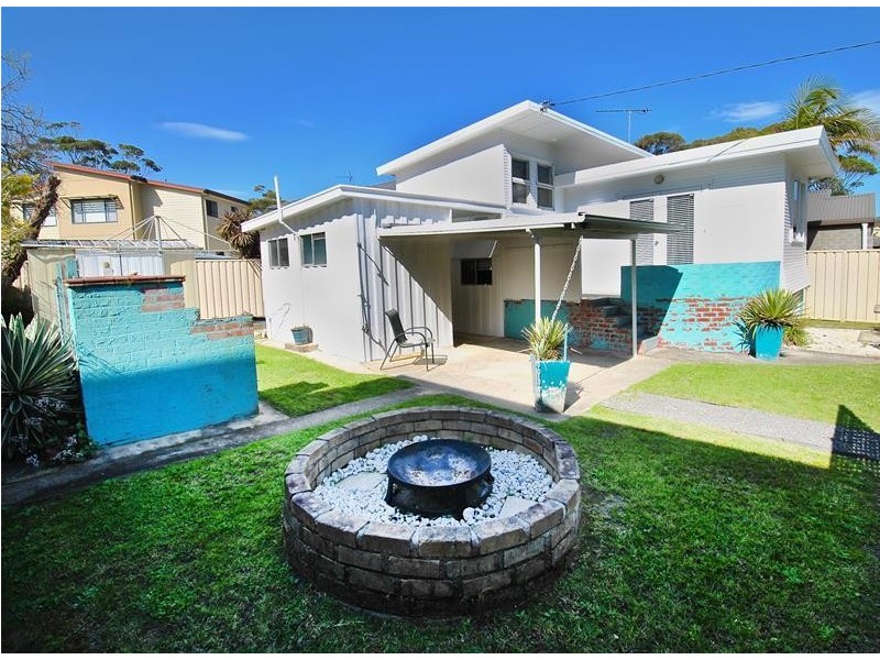 4 Mitchell Road, Callala Bay NSW 2540