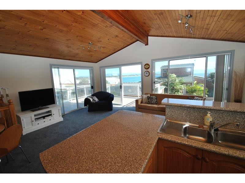 2/216 Penguins Head Road, Culburra Beach NSW 2540