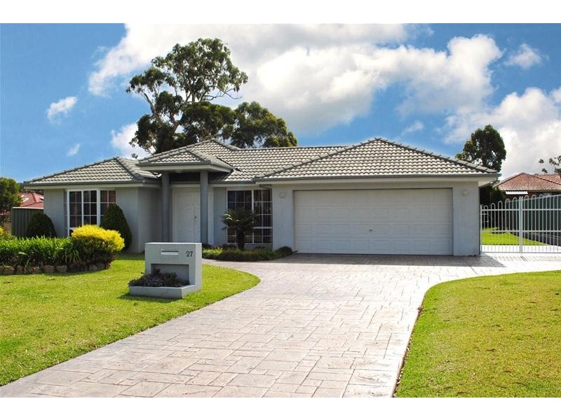 27 Gowlland Crescent, Callala Bay NSW 2540