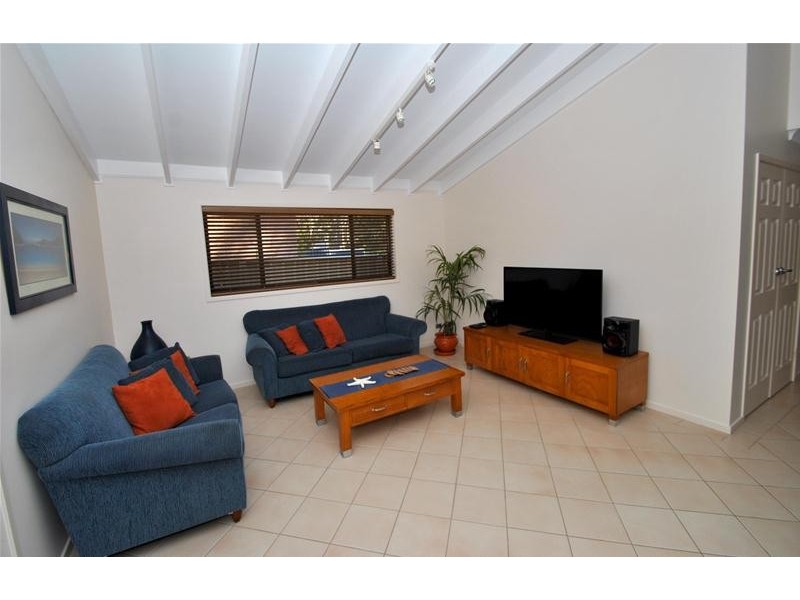 26  Queen Mary Street, Callala Beach NSW 2540