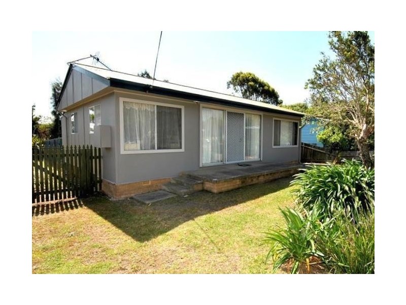 3 Prince Edward Avenue, Culburra Beach NSW 2540