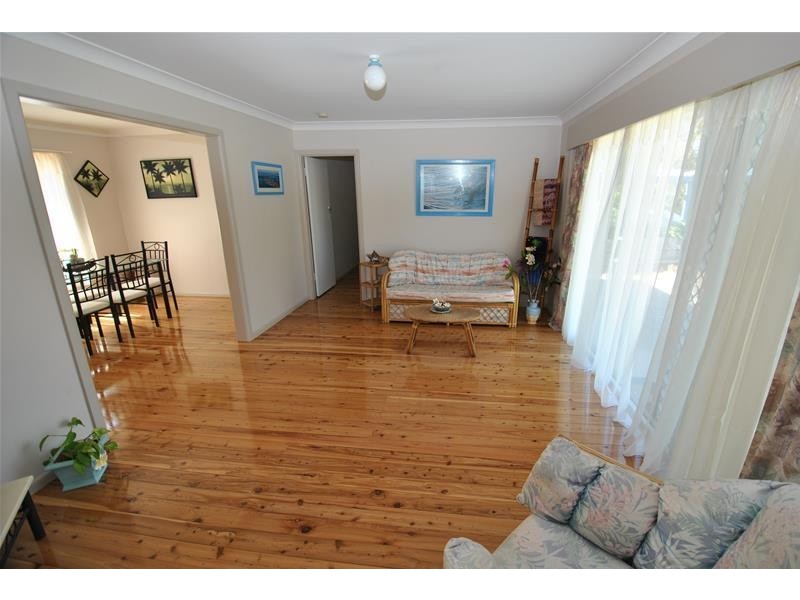 3 Prince Edward Avenue, Culburra Beach NSW 2540