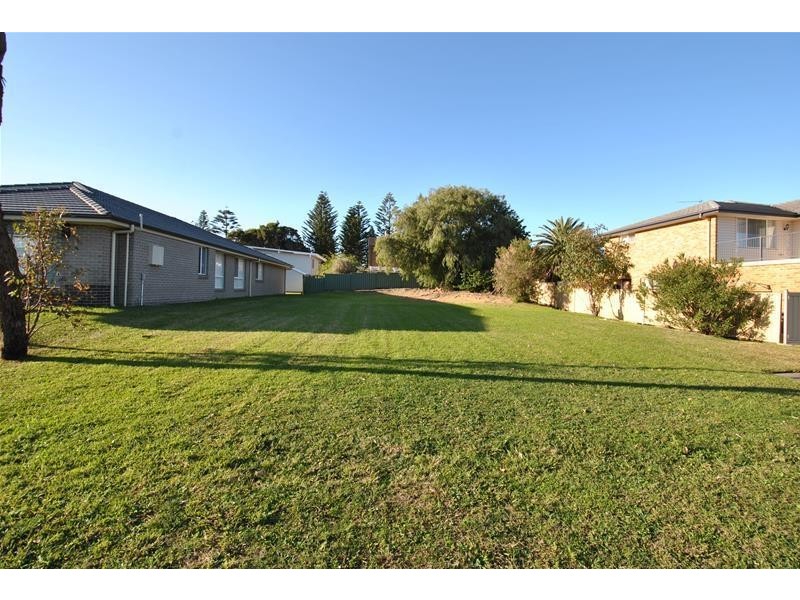 42 Allerton Avenue, Culburra Beach NSW 2540