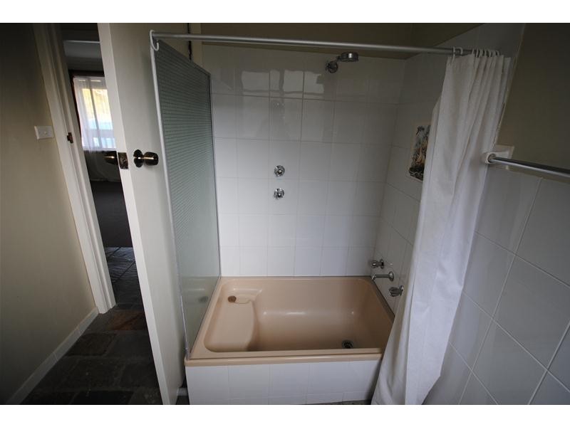 68 Roskell Road, Callala Beach NSW 2540