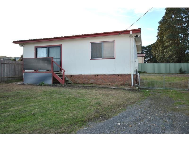 27 South Street, Greenwell Point NSW 2540