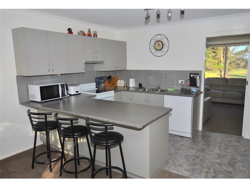 49 Carlton Crescent, Culburra Beach NSW 2540