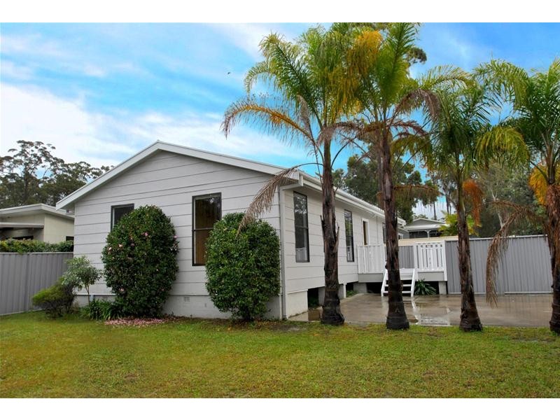 8a Cook Street, Callala Bay NSW 2540