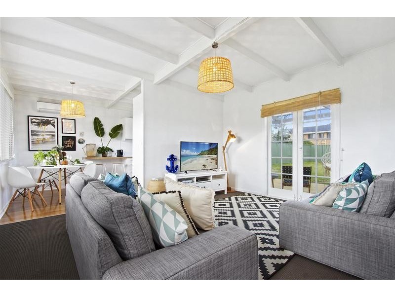 11 Verge Road, Callala Beach NSW 2540