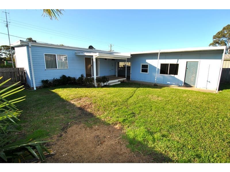 18 The Lake Circuit, Culburra Beach NSW 2540