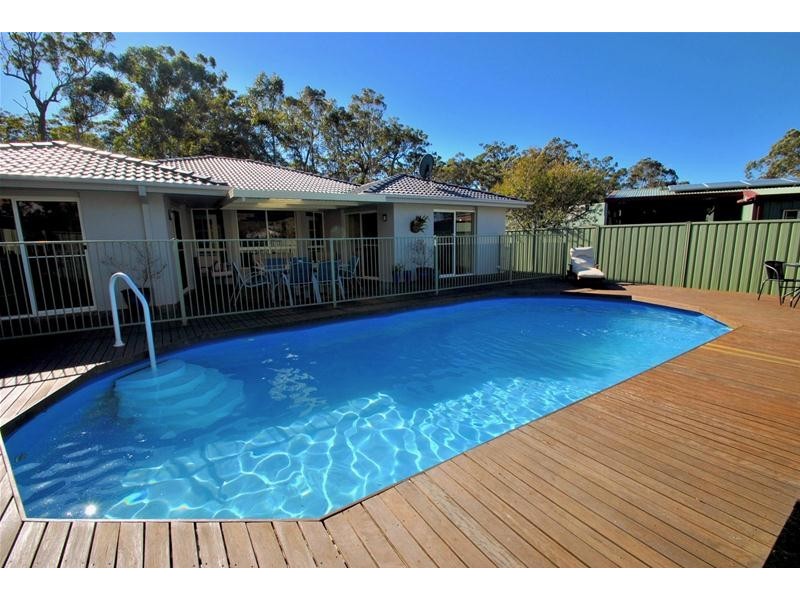 10 Donovan Close, Callala Bay NSW 2540