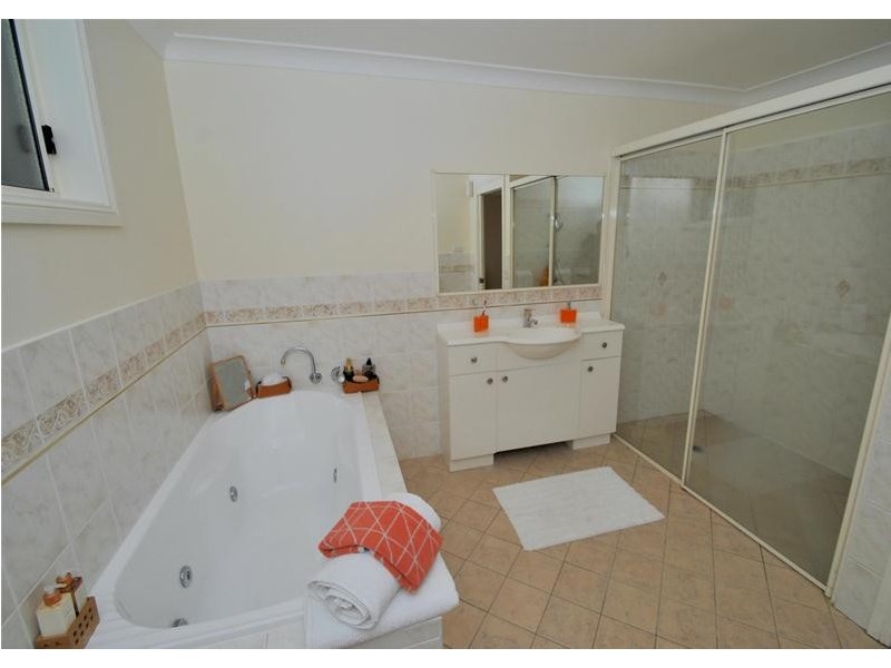 10 Donovan Close, Callala Bay NSW 2540