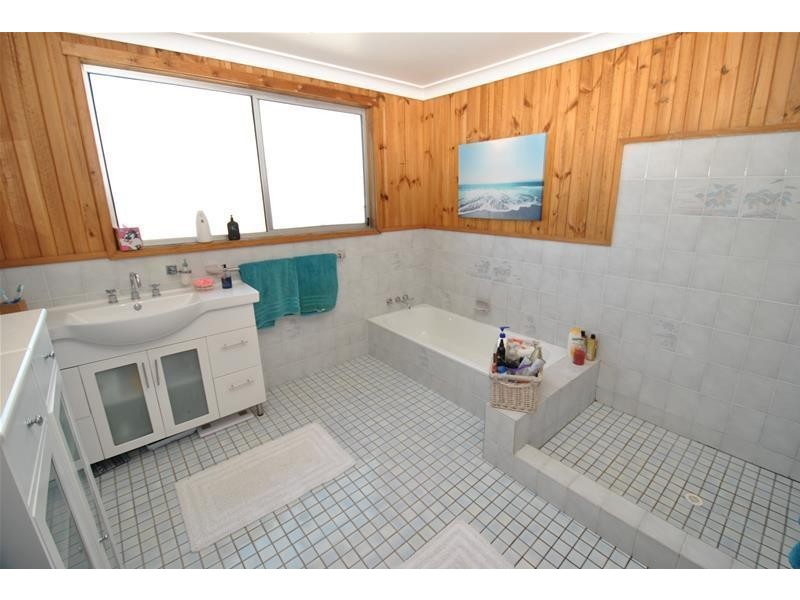 174 Penguins Head Road, Culburra Beach NSW 2540