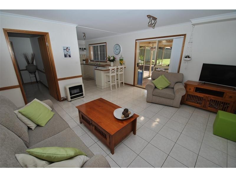 7 Orontes Street, Orient Point NSW 2540