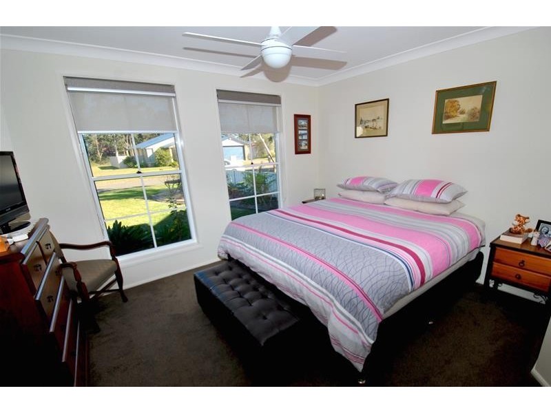 14 Warrego Place, Callala Bay NSW 2540