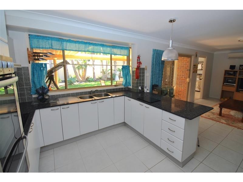 8 Morton Street, Callala Bay NSW 2540