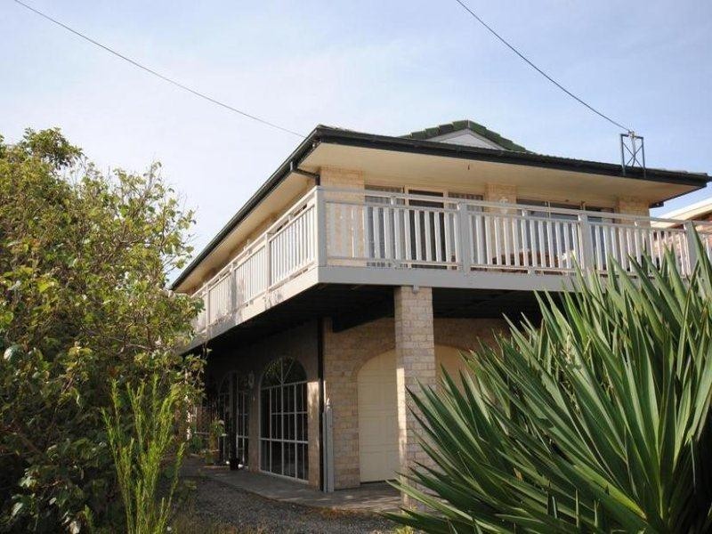 16 Greenway Road, Callala Beach NSW 2540