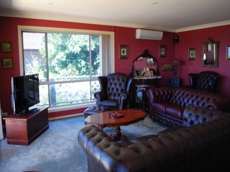 16 Greenway Road, Callala Beach NSW 2540