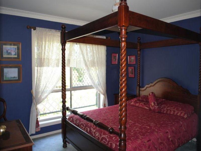 16 Greenway Road, Callala Beach NSW 2540