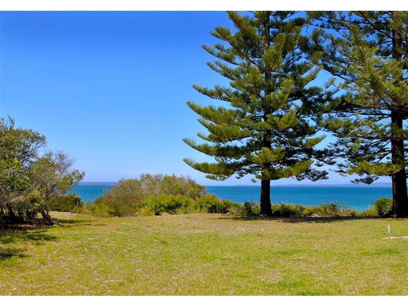 83 Quay Road, Callala Beach NSW 2540
