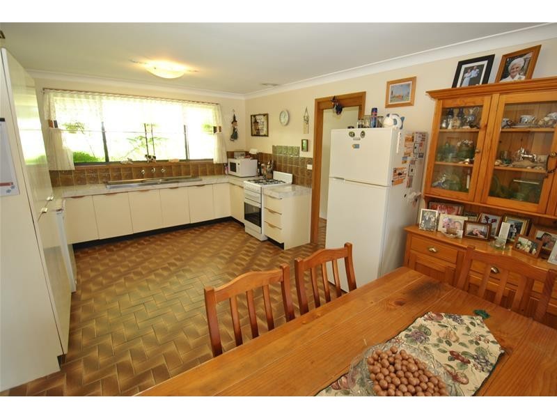 8 Greenbank Grove, Culburra Beach NSW 2540