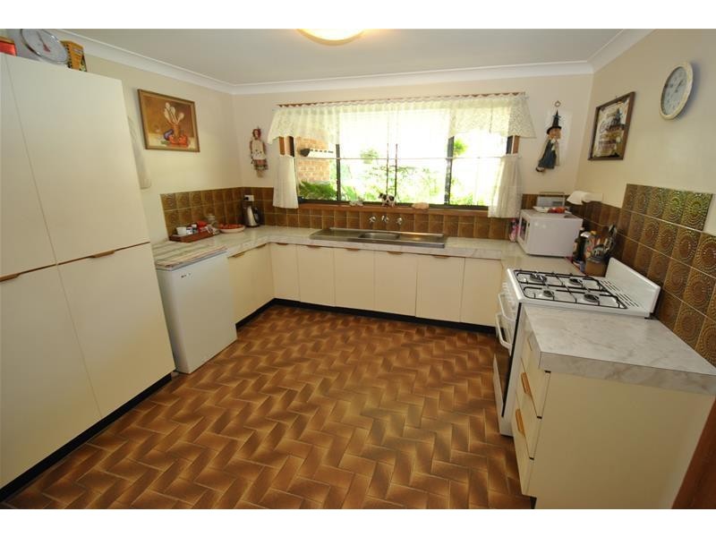 8 Greenbank Grove, Culburra Beach NSW 2540