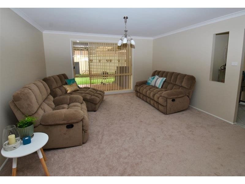 24 Stott Crescent, Callala Bay NSW 2540