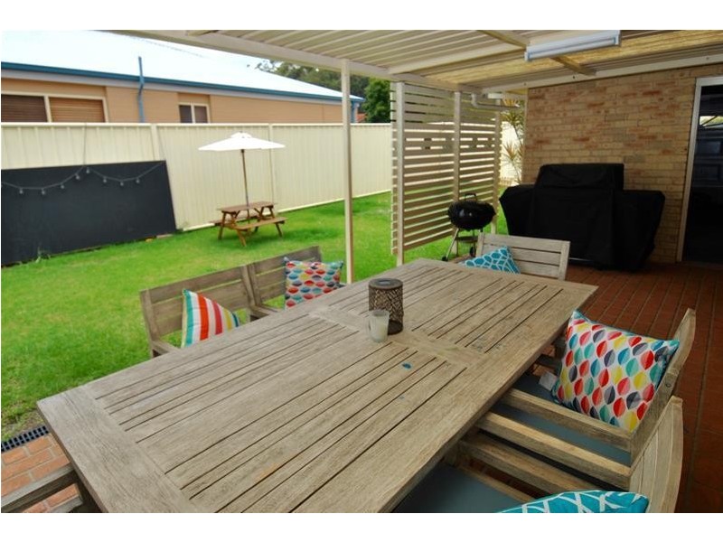 24 Stott Crescent, Callala Bay NSW 2540