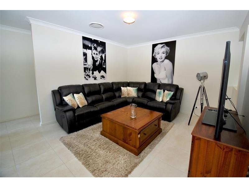 47 Emmett Street, Callala Bay NSW 2540